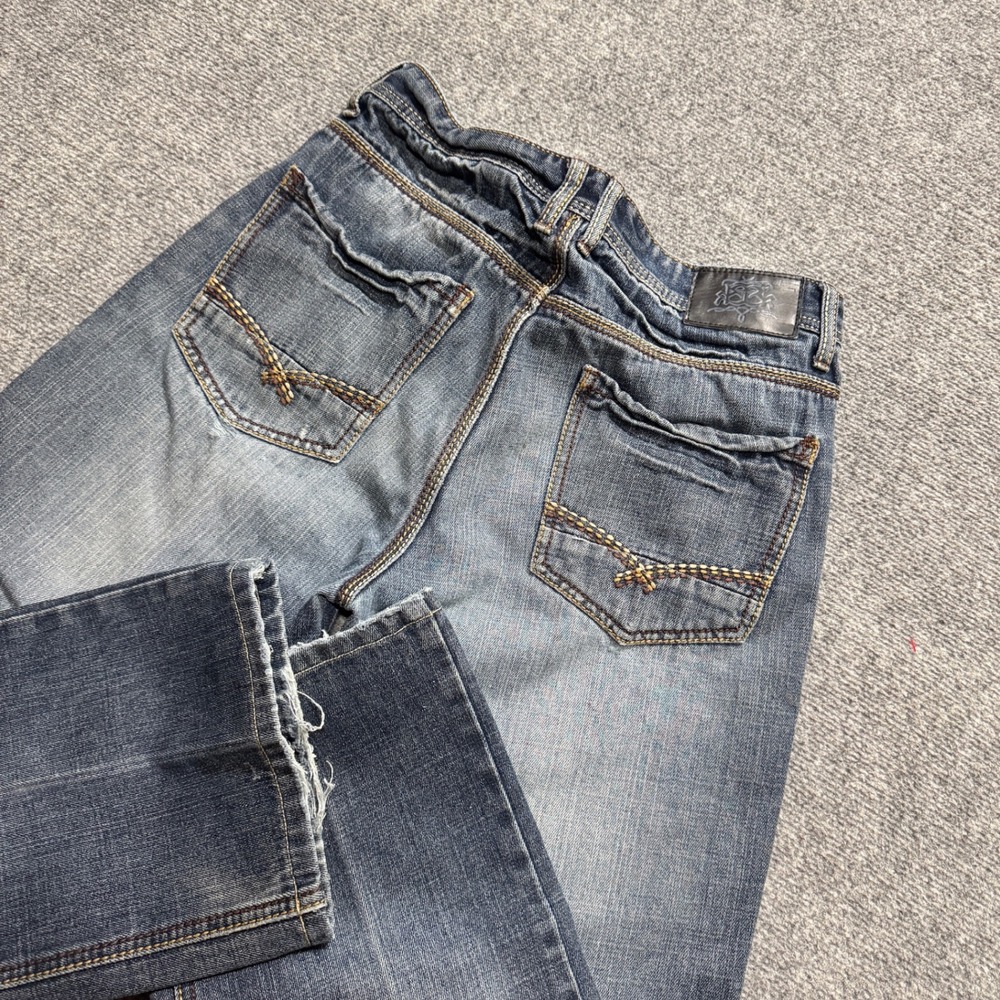 Bailey's Pit Black Jeans Women's 30x25 Boot Cut Cotton Blend Light Wash